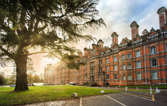 英国大学颜值大比拼，皇家霍洛威大学居首位！