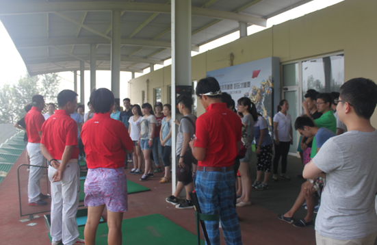腾飞学院高尔夫活动